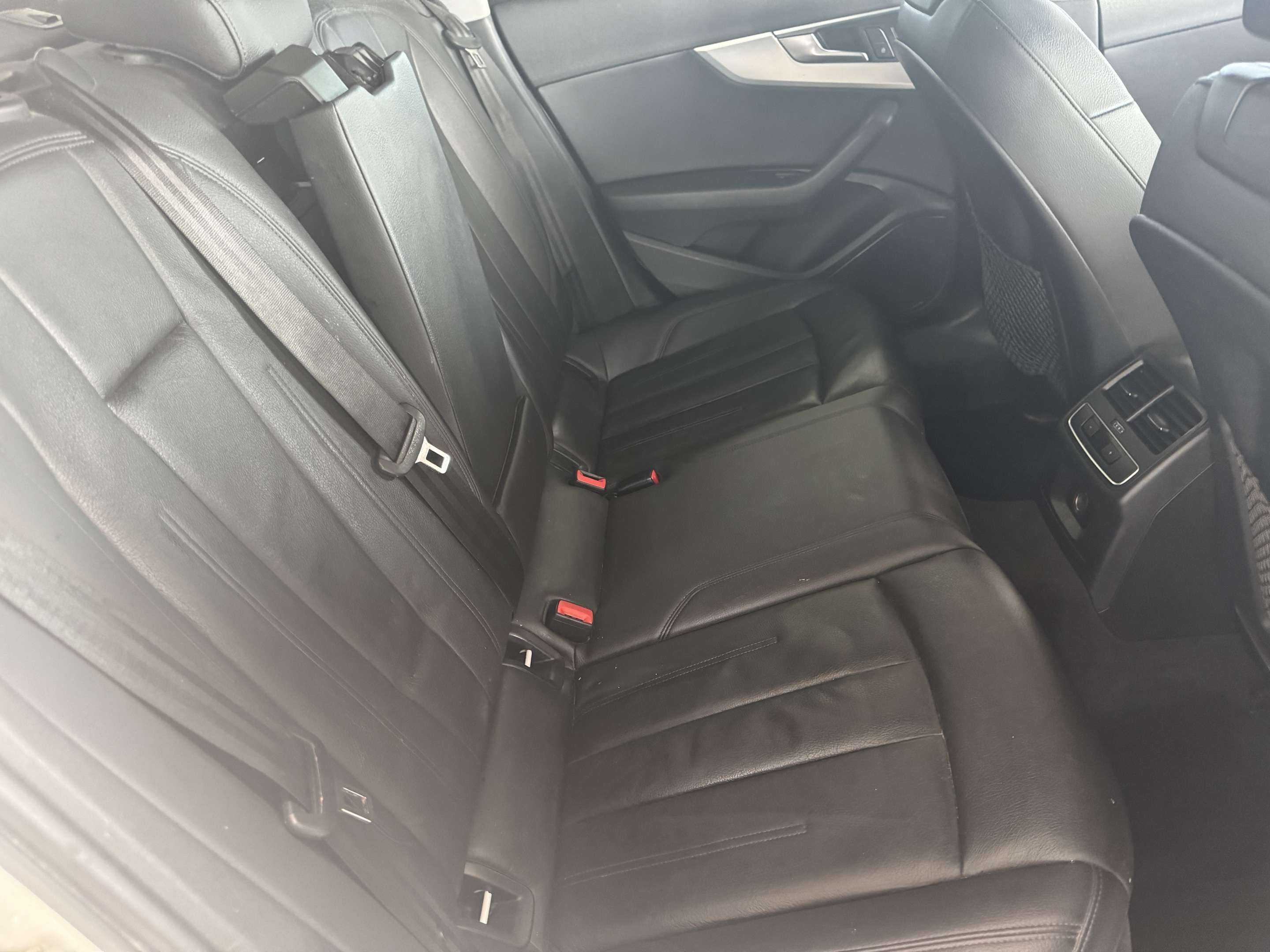 2017 Audi A4 4dr Sdn Auto Progressiv quattro thumb 12