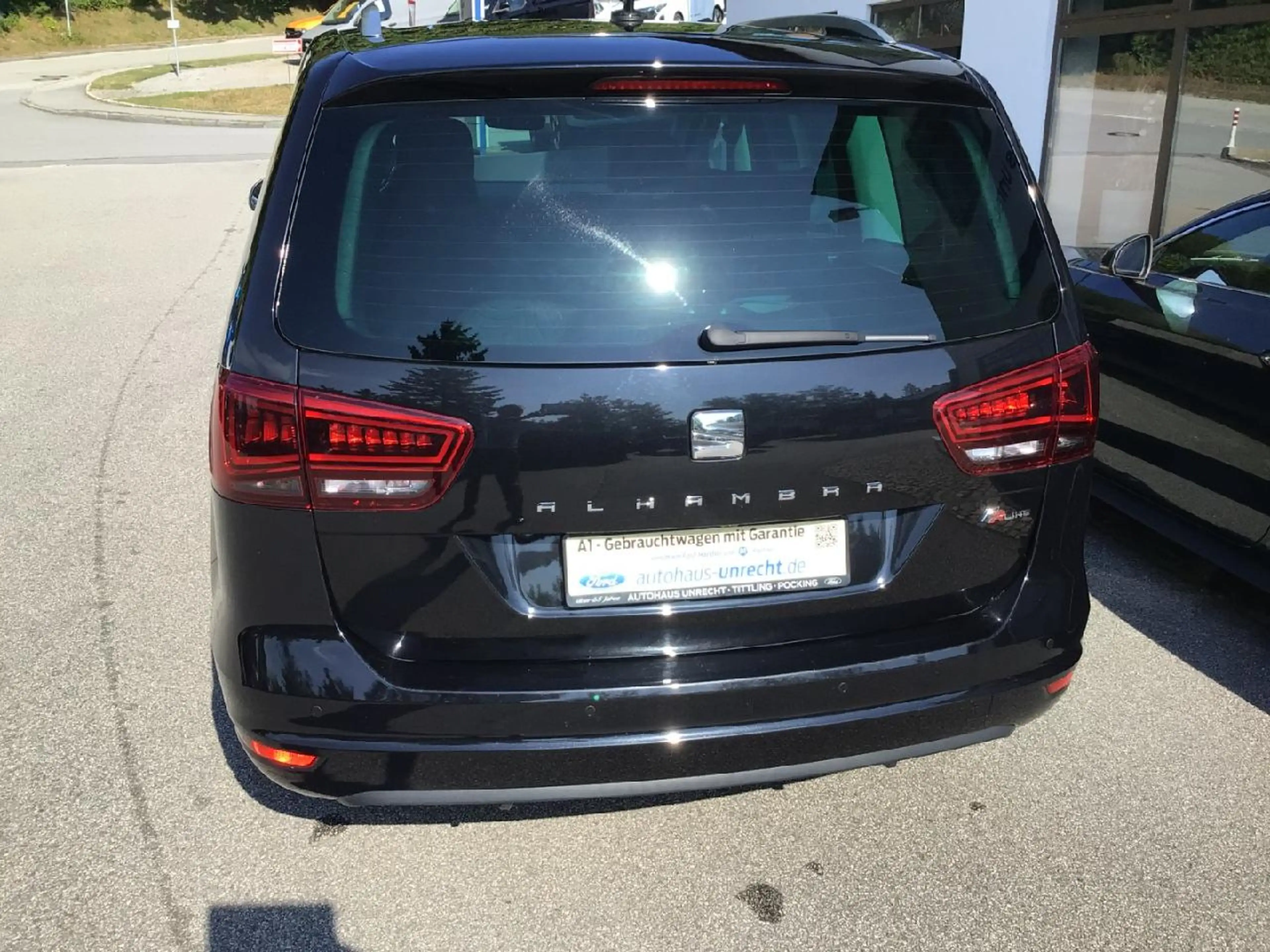 SEAT Alhambra FR-Line Automatik 7-Sitzer — photo 5
