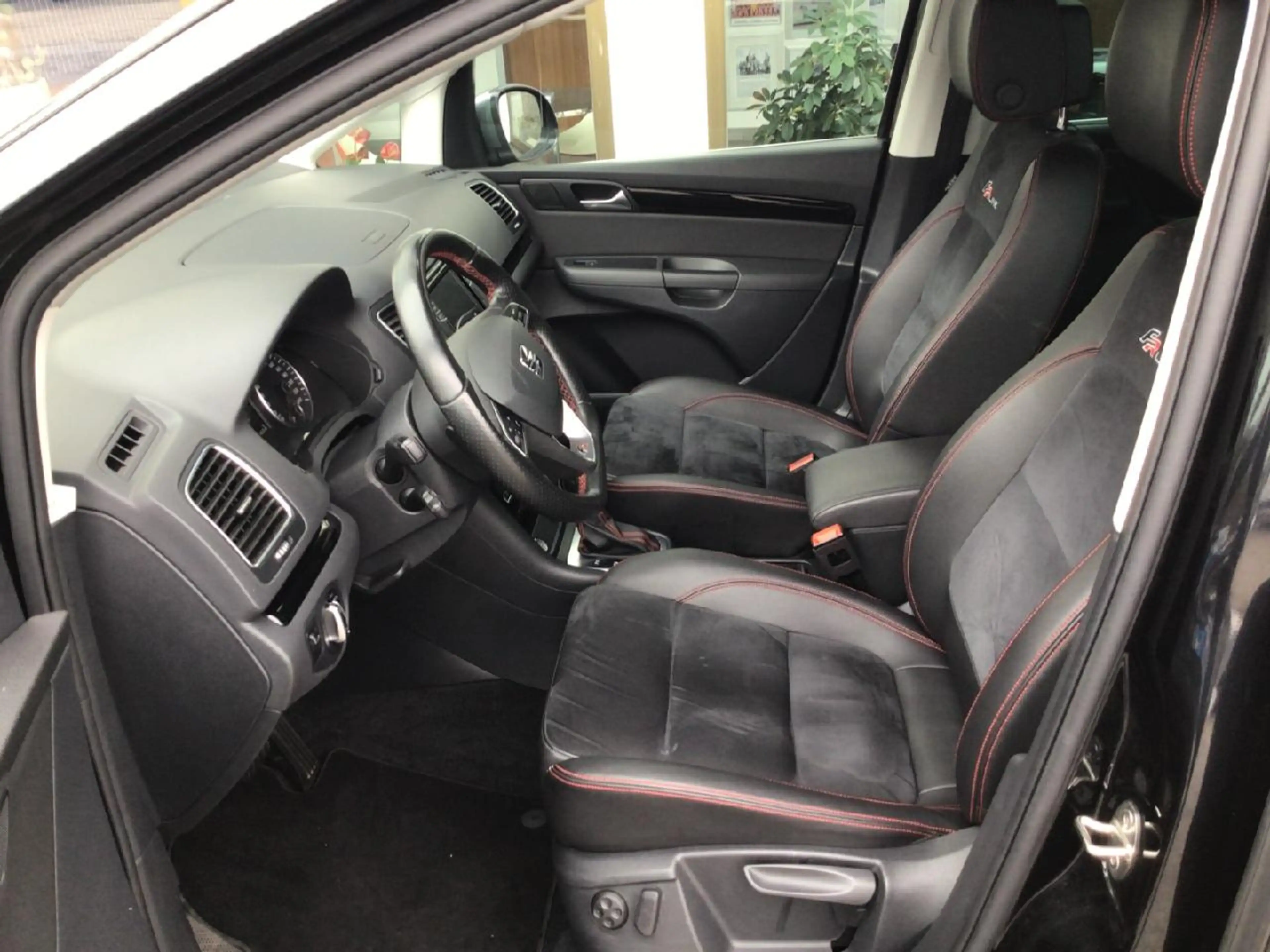 SEAT Alhambra FR-Line Automatik 7-Sitzer — photo 10