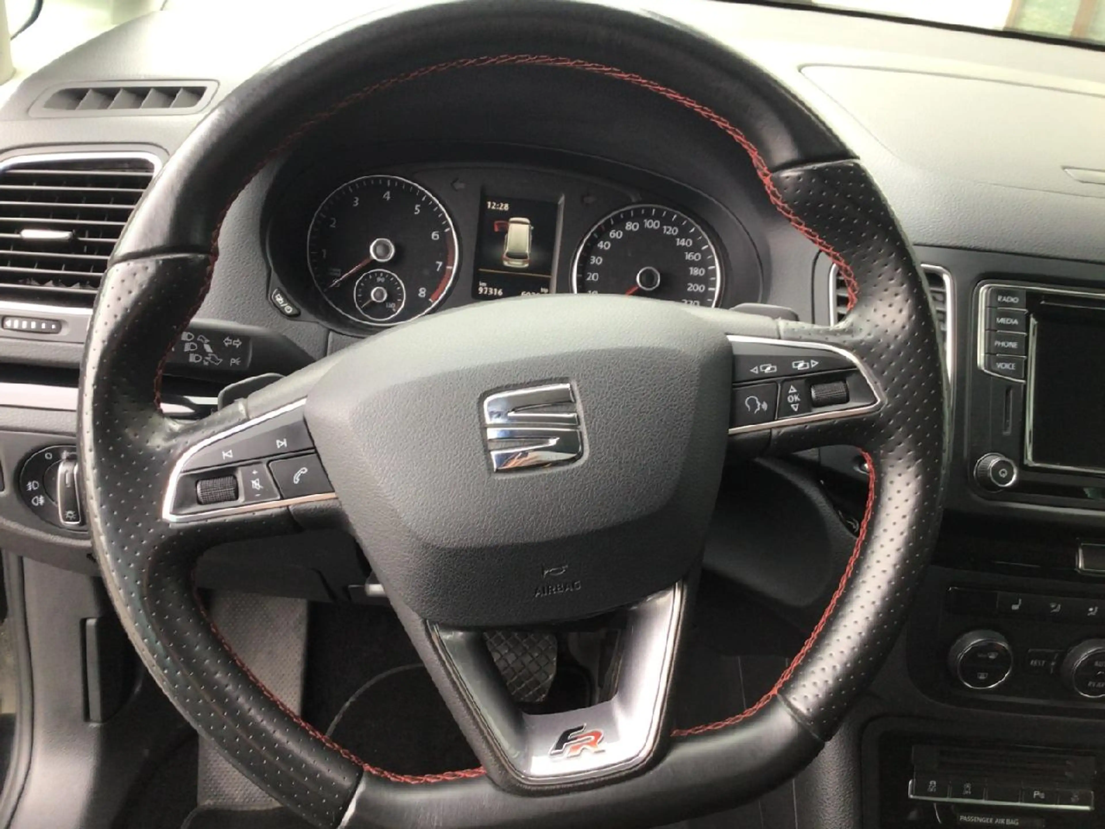 SEAT Alhambra FR-Line Automatik 7-Sitzer — photo 11