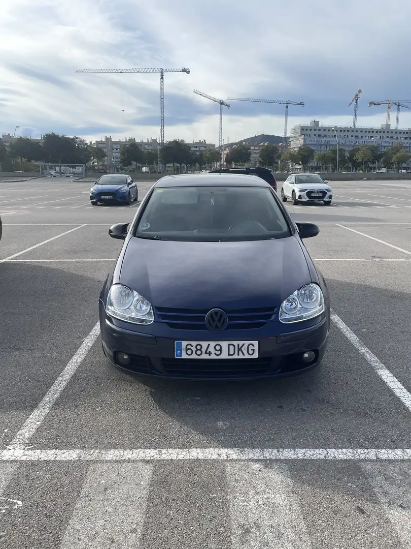 Volkswagen Golf 2.0TDI Highline - 1