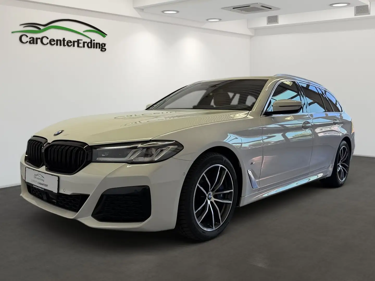 BMW 530 dTxDrive*M Sport*Laser*ACC*Kamera*Pano*AHK* Blanco - 1