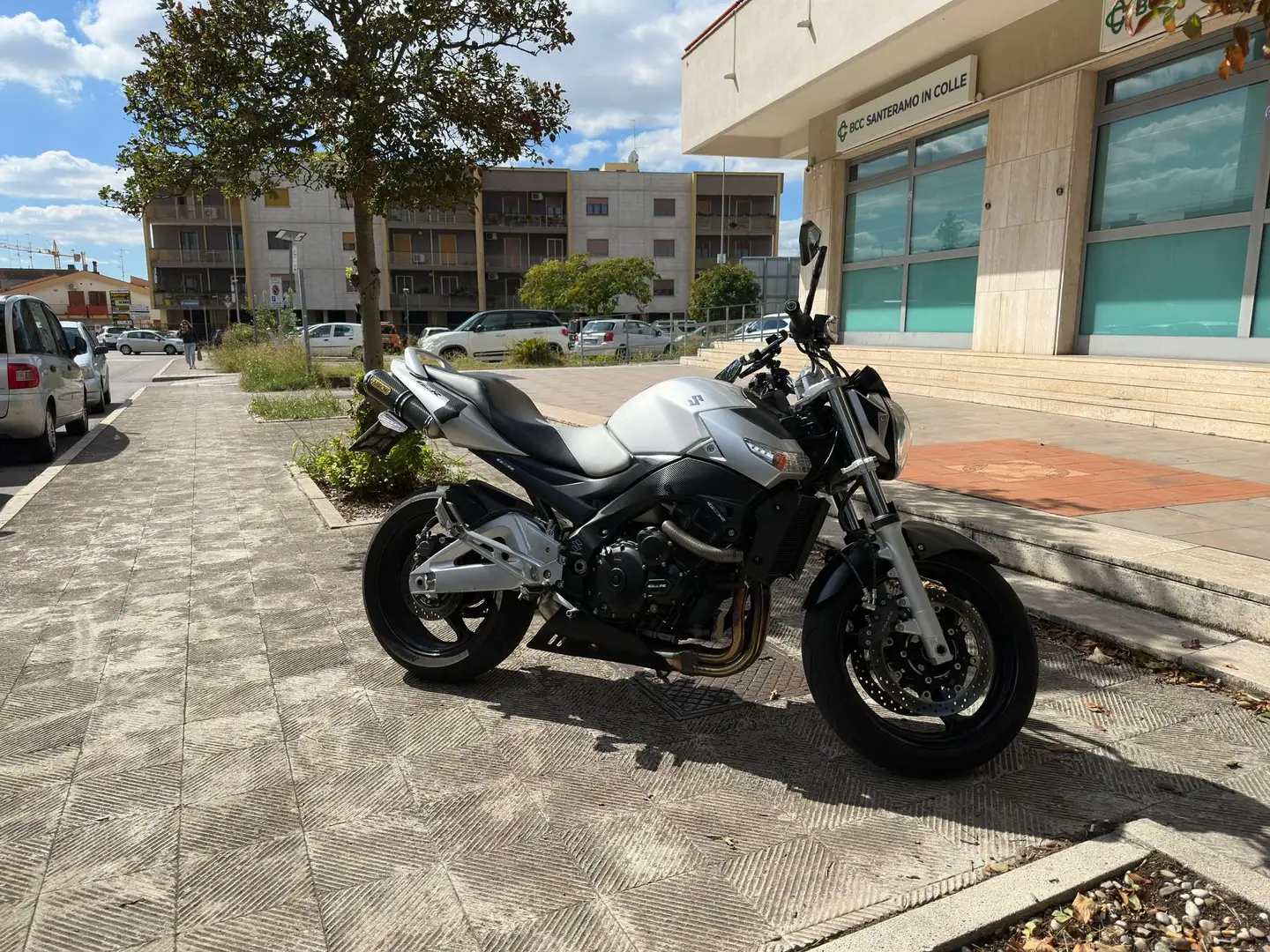Suzuki GSR 600 2009 Gris - 1