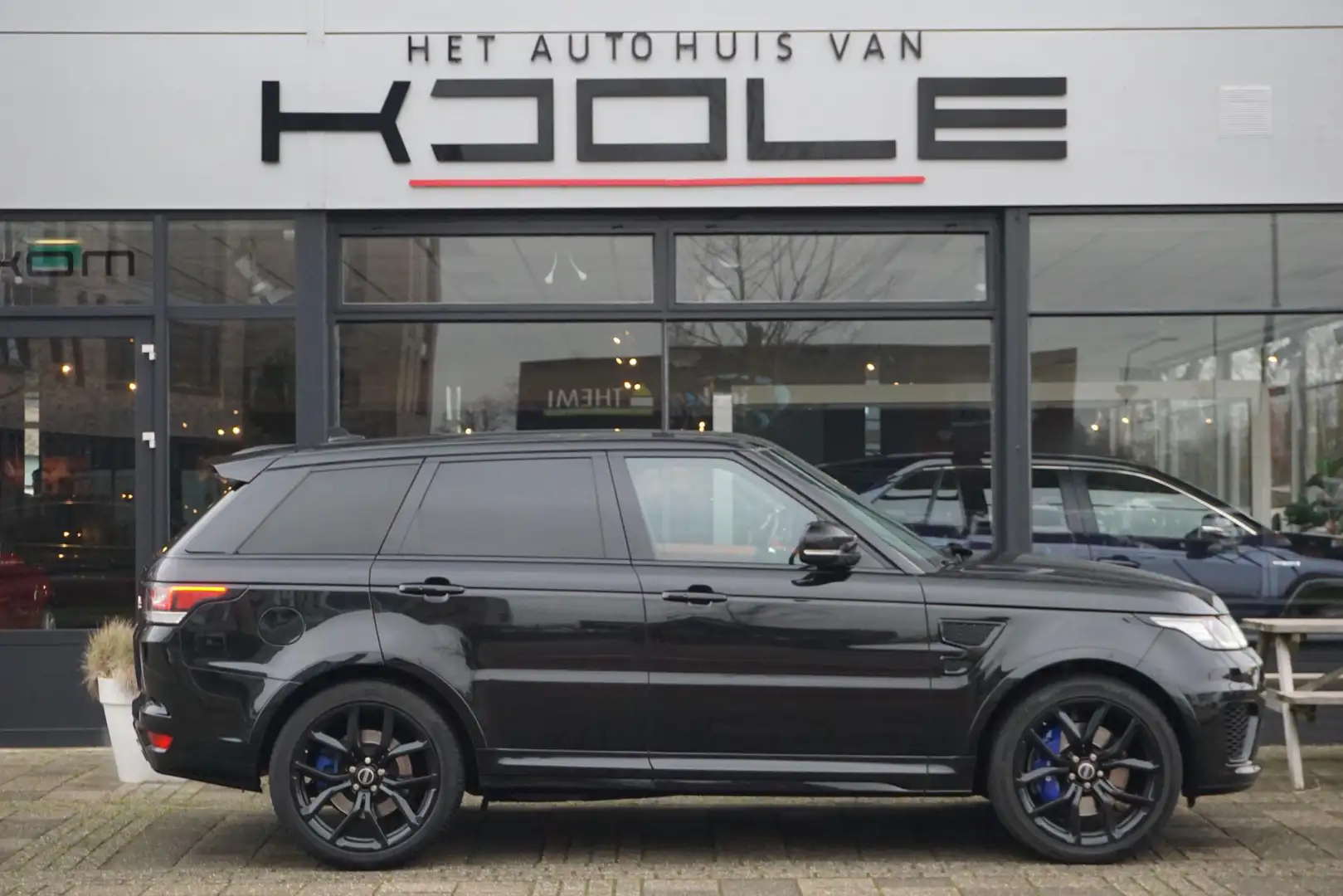 Land Rover Range Rover Sport 5.0 V8 Supercharged SVR | 551 PK Zwart - 1