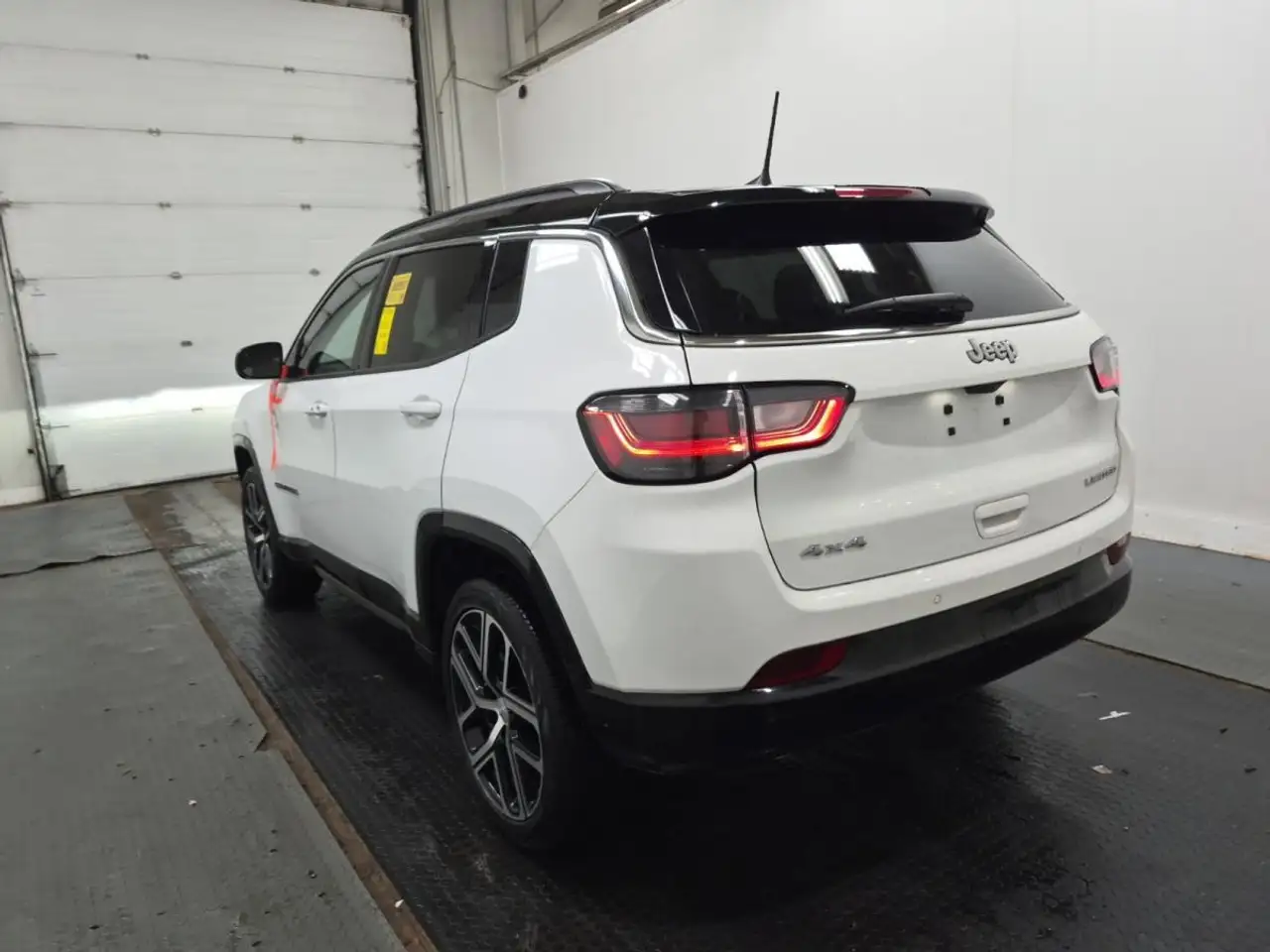 Jeep Compass снимка Jeep Compass