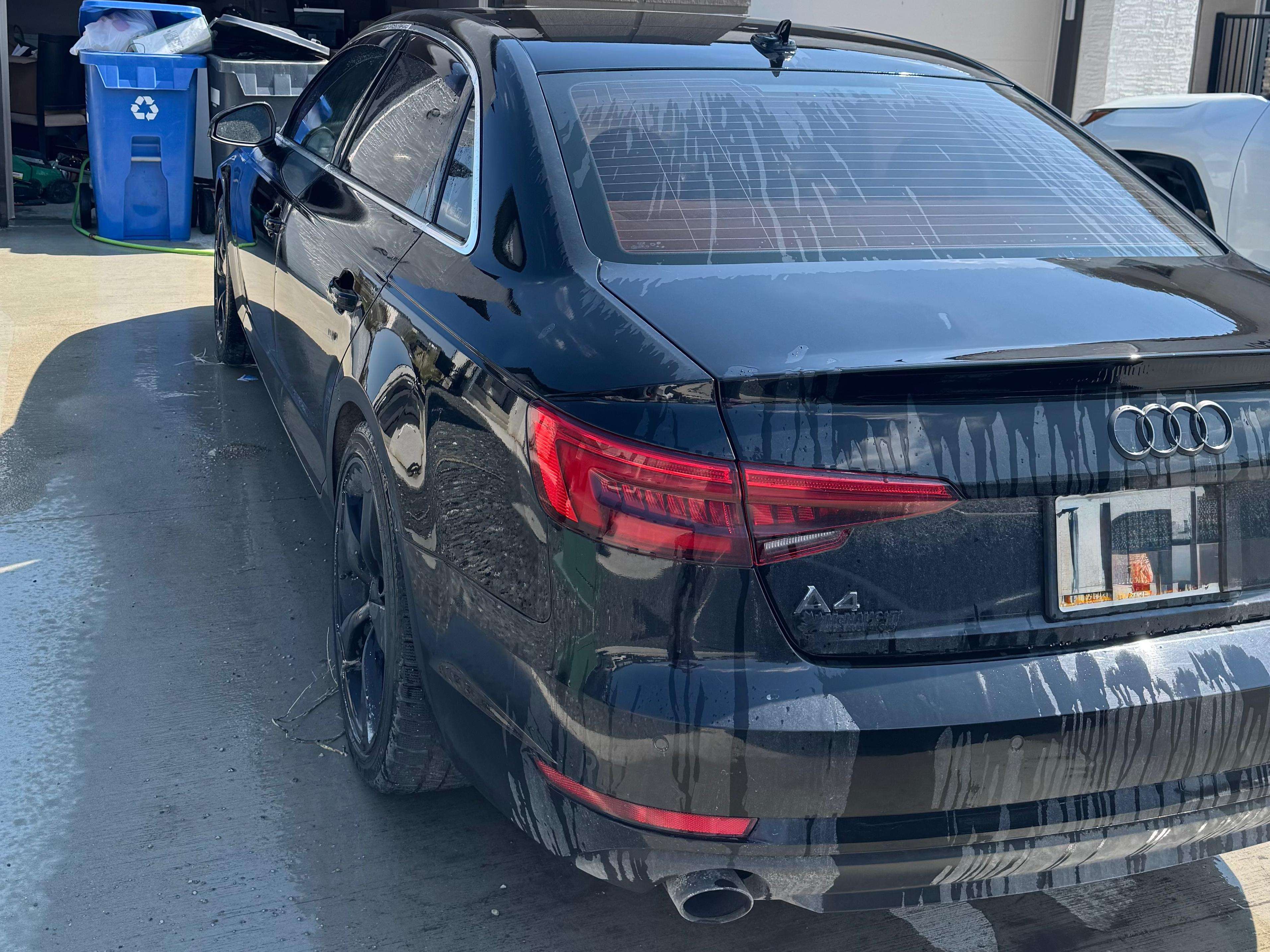 2017 Audi A4 Komfort alt 3