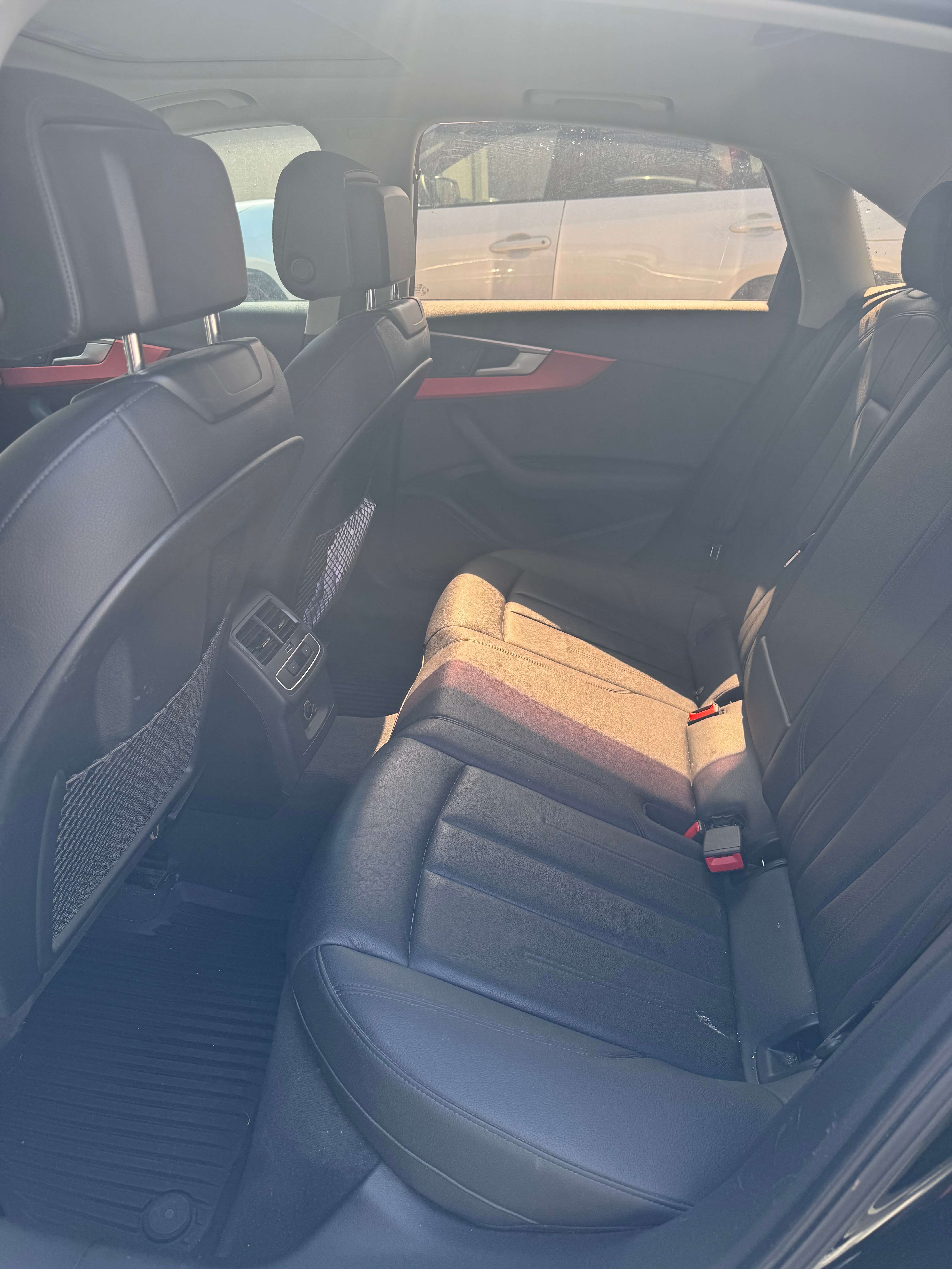 2017 Audi A4 Komfort alt 5