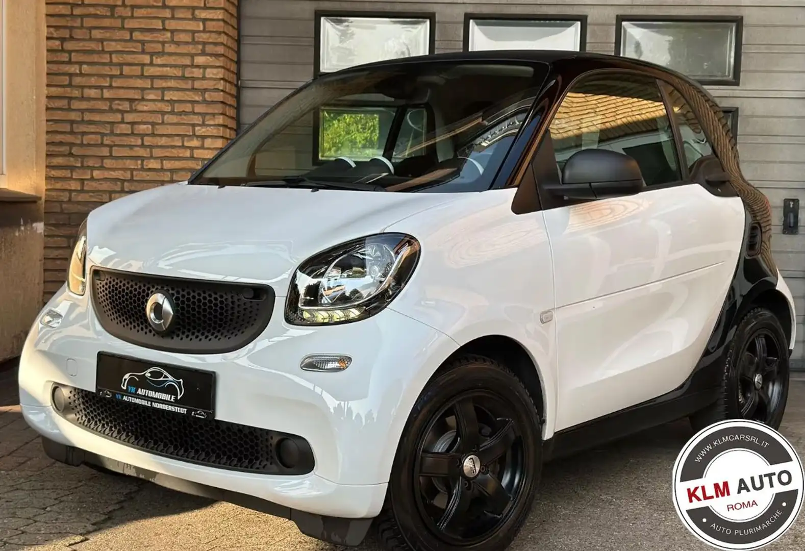smart forTwo 70 1.0 twinamic Passion pelle/klima/garanzia Nero - 2