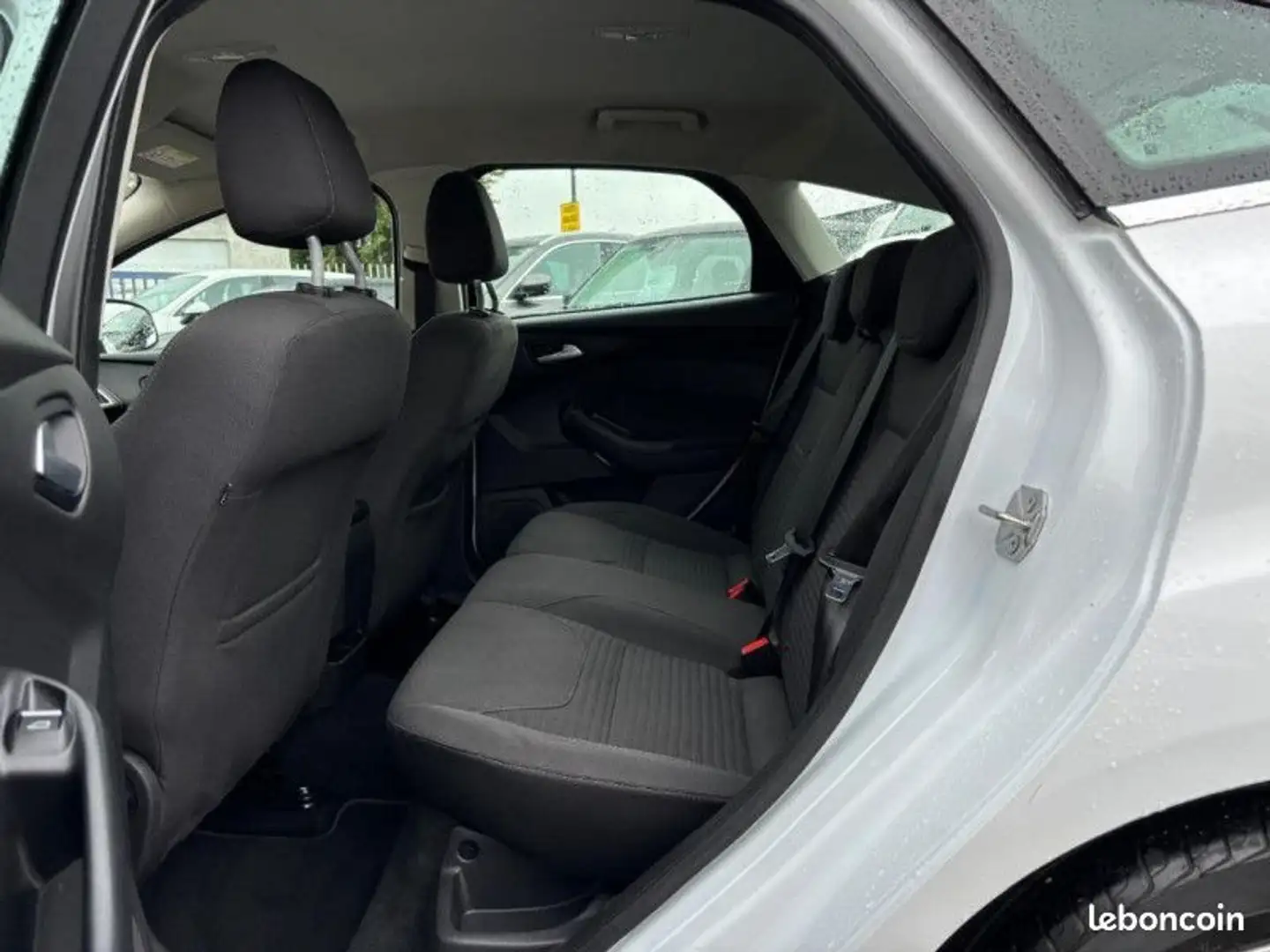 Ford Focus 1.0 ECOBOOST 125CH STOP&START TITANIUM Blanc - 2