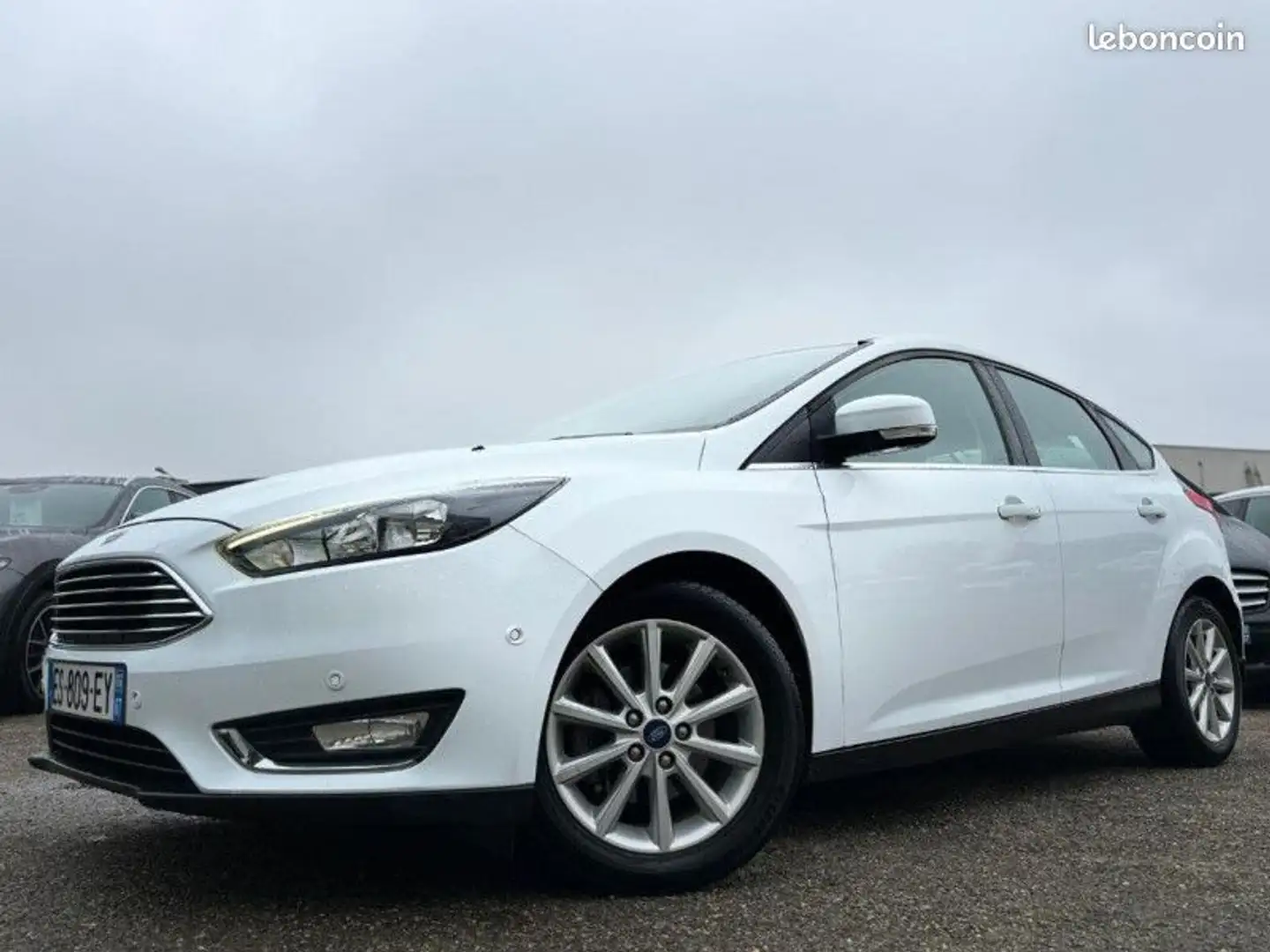 Ford Focus 1.0 ECOBOOST 125CH STOP&START TITANIUM Blanc - 1