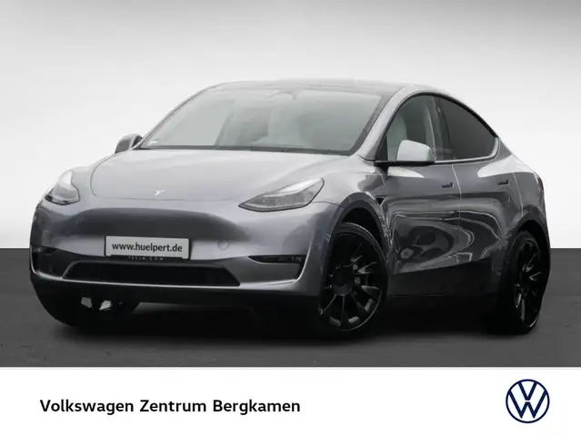 Tesla Model Y Performance Dual 4X4 WÄRMEPUMPE CAM LM20