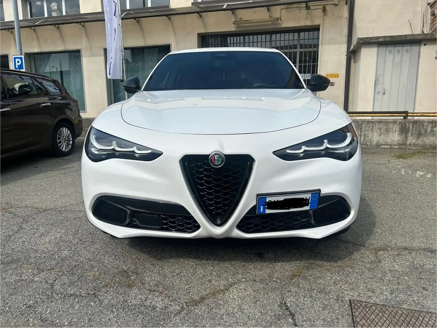Alfa Romeo Stelvio Stelvio 2023 2.2 t Veloce Q4 210cv auto Bianco - 2