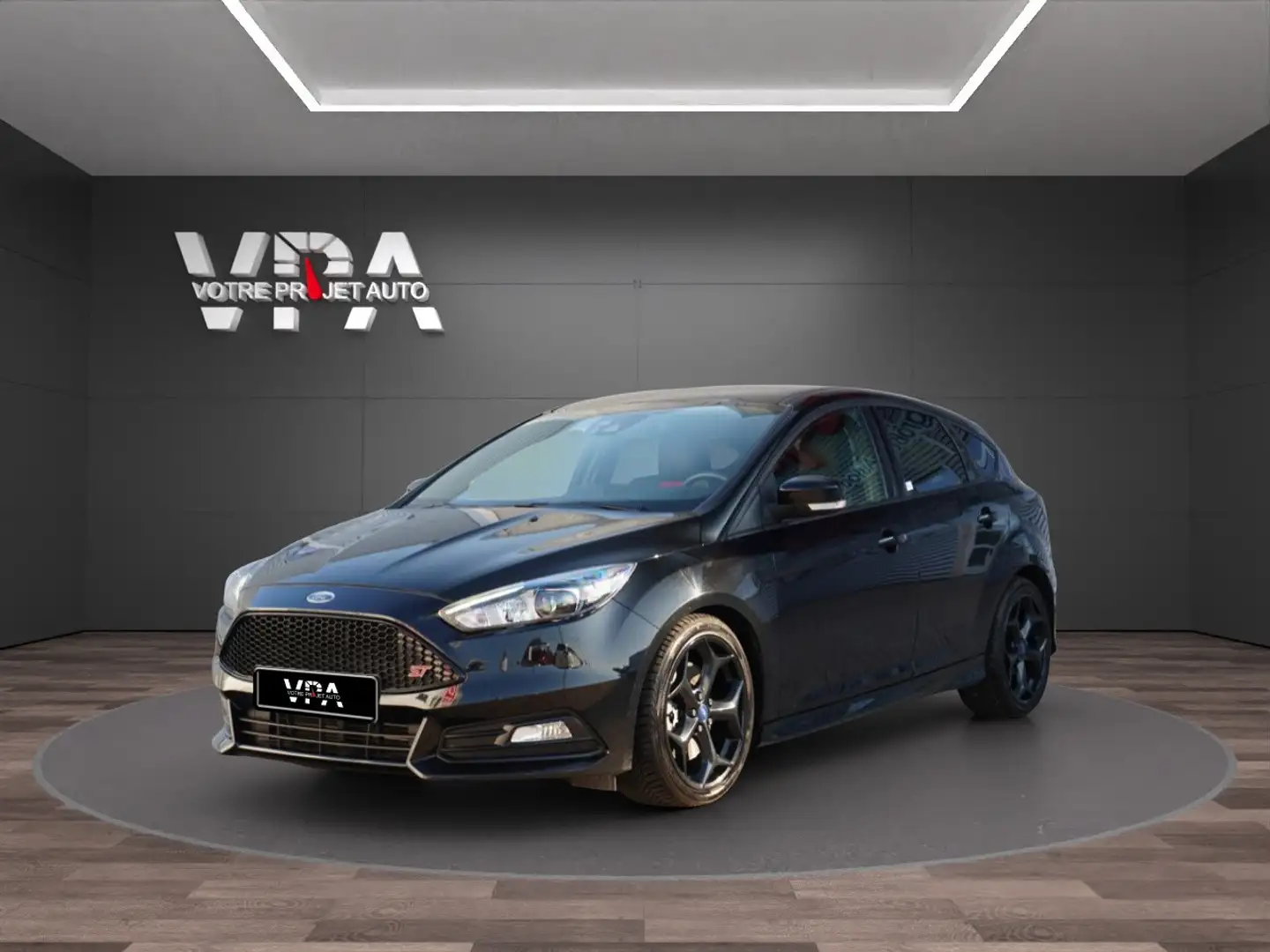 Ford Focus ST · 2.0 EcoBoost 250ch Noir - 1
