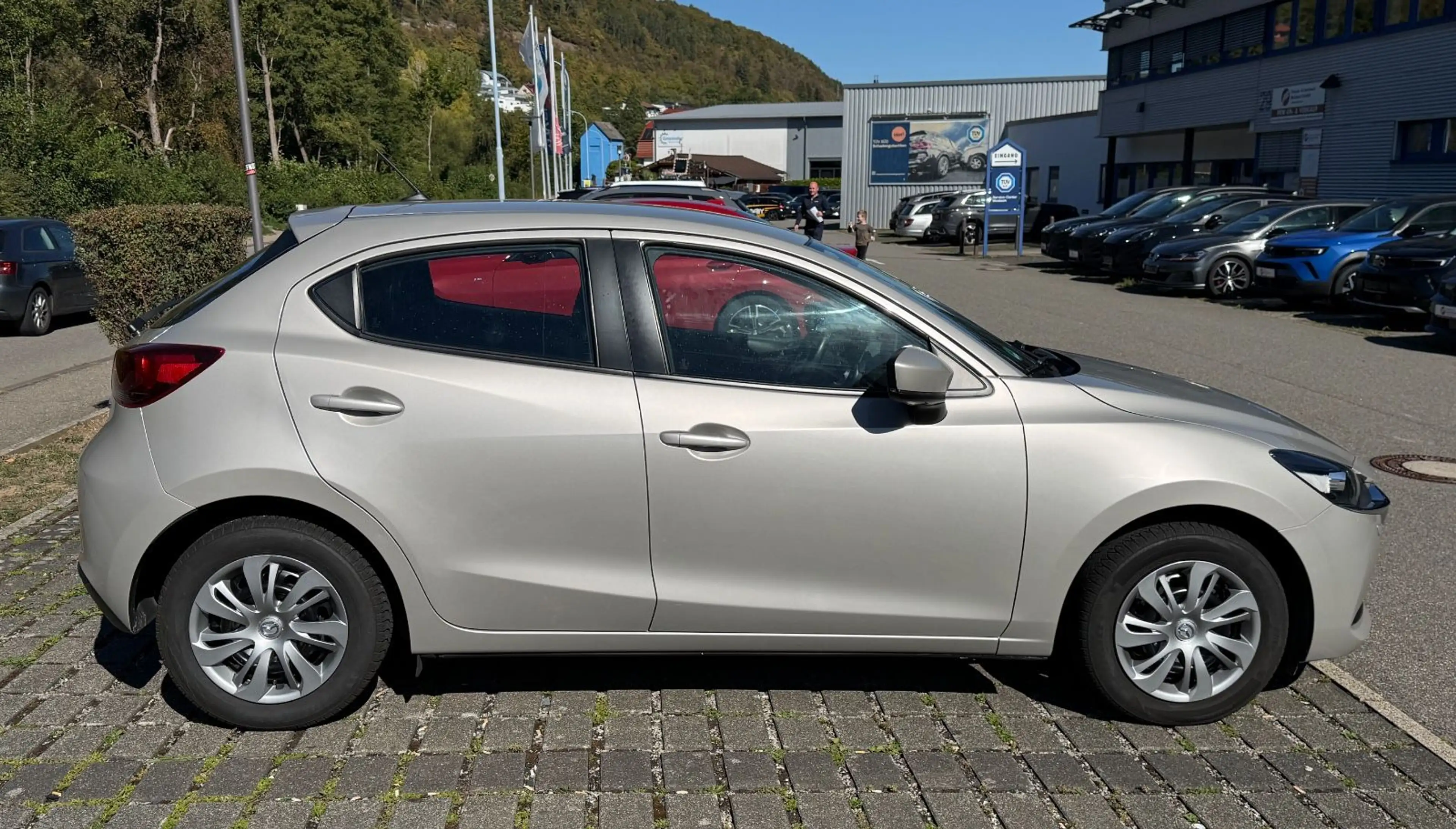 Mazda 2 1.5 Lim./Center-Line/LED/CarPlay/Tempomat — photo 6