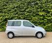 Toyota Yaris Verso 1.3i VVT-i 16v Linea Luna AIRCO GARANTIE 1AN Plateado - thumbnail 2