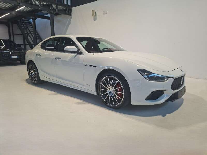 2021 Maserati GHIBLI