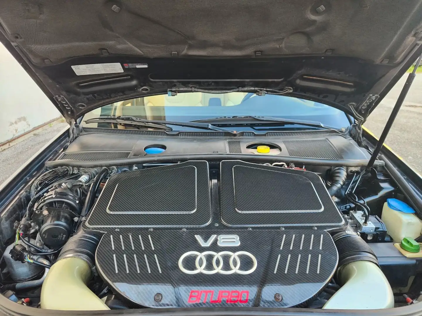 Audi RS6 4,2 V8 Biturbo Negru - 2