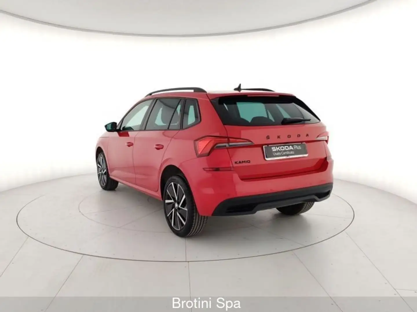 Skoda Kamiq 1.0 TSI 110 CV DSG Black Dots Rosso - 2