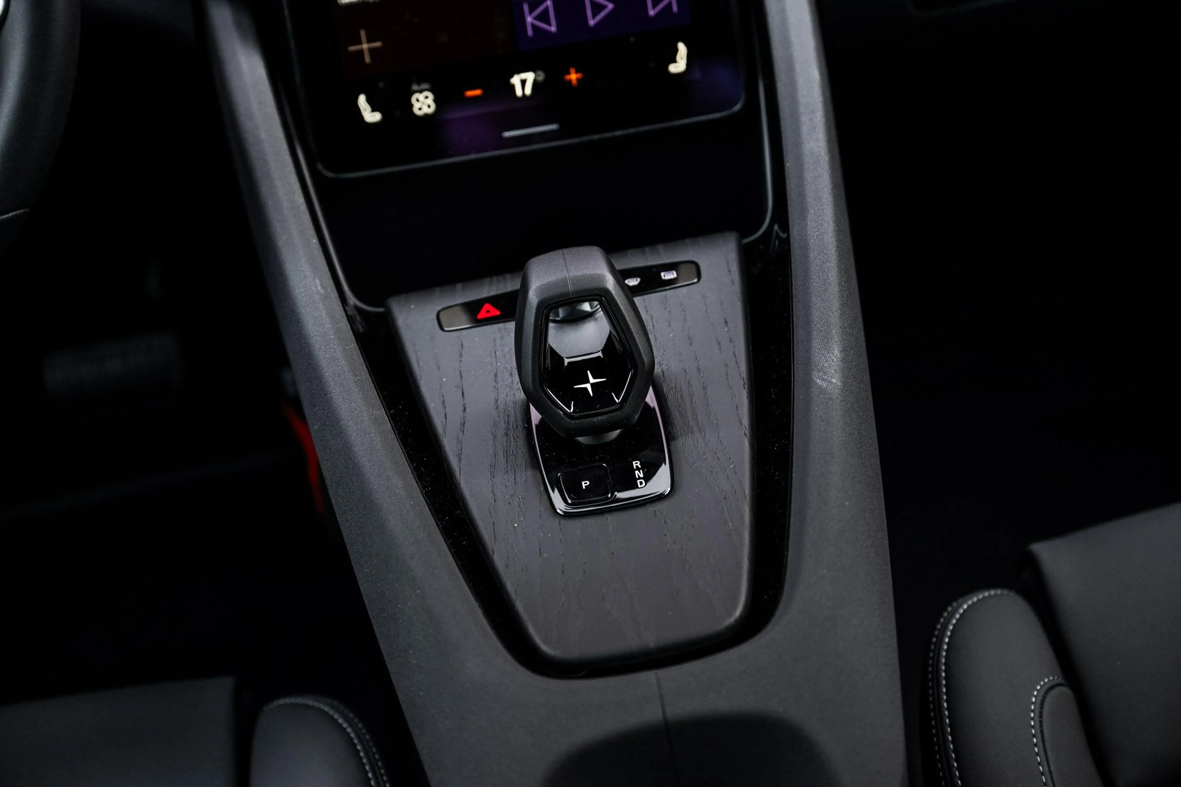 Polestar 2 Long Range Single Motor Prime 82 kWh | Pixel LED | — photo 13
