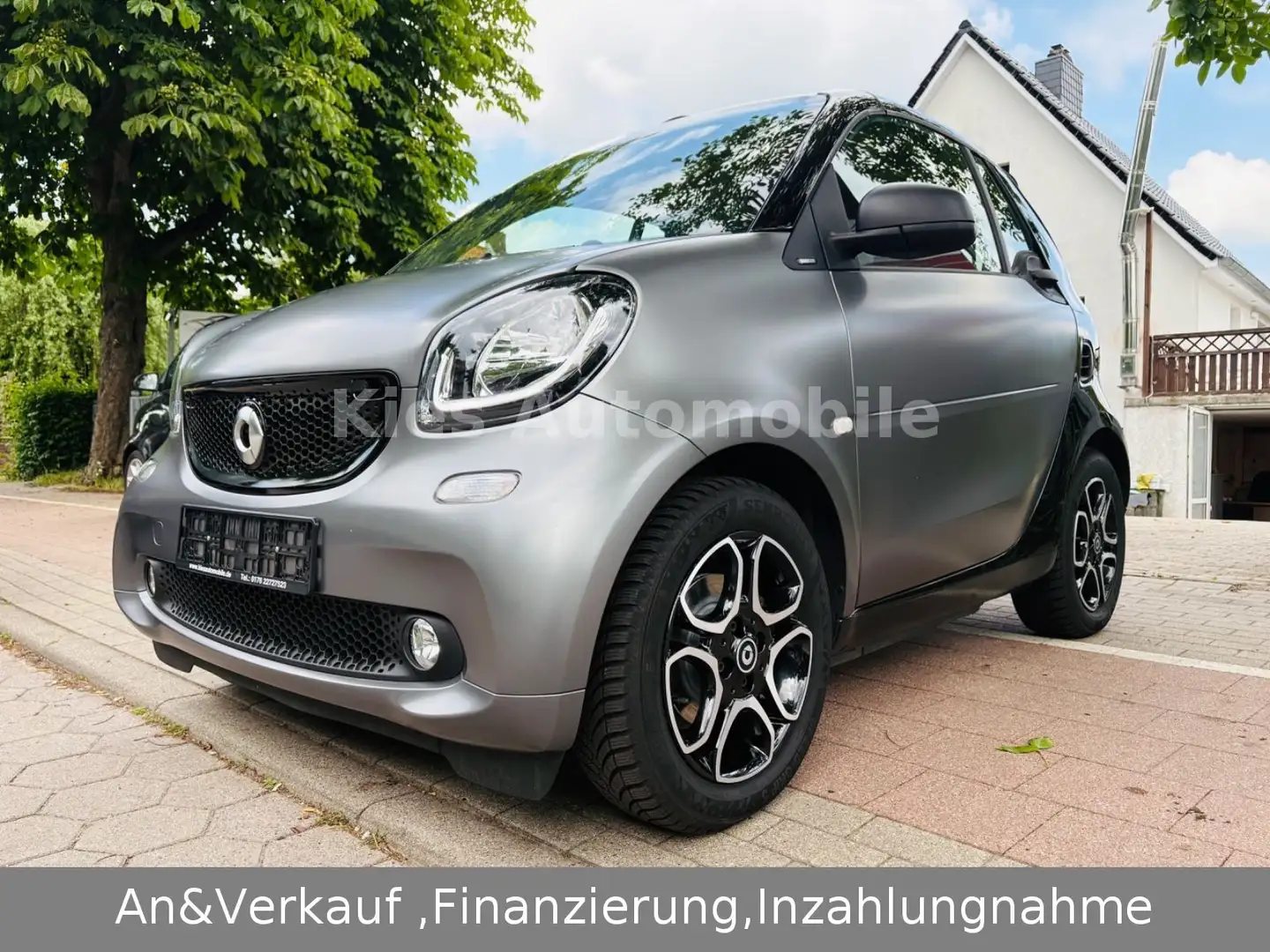 smart forTwo Passion Cabrio 90Ps AUTOM/NAVI/JBL/SITZH Grau - 1