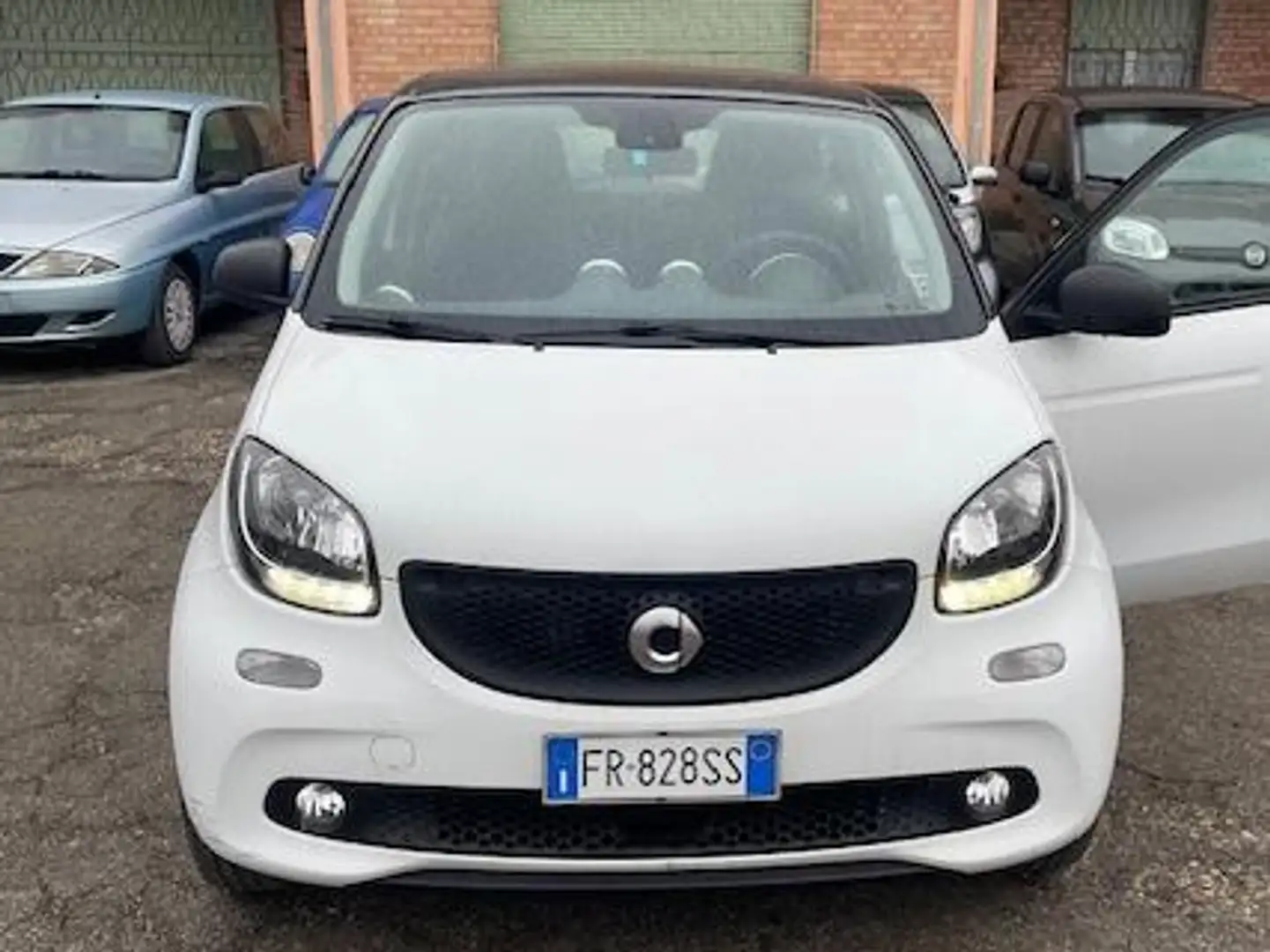 smart forFour Forfour II 2015 1.0 Perfect 71cv Weiß - 1