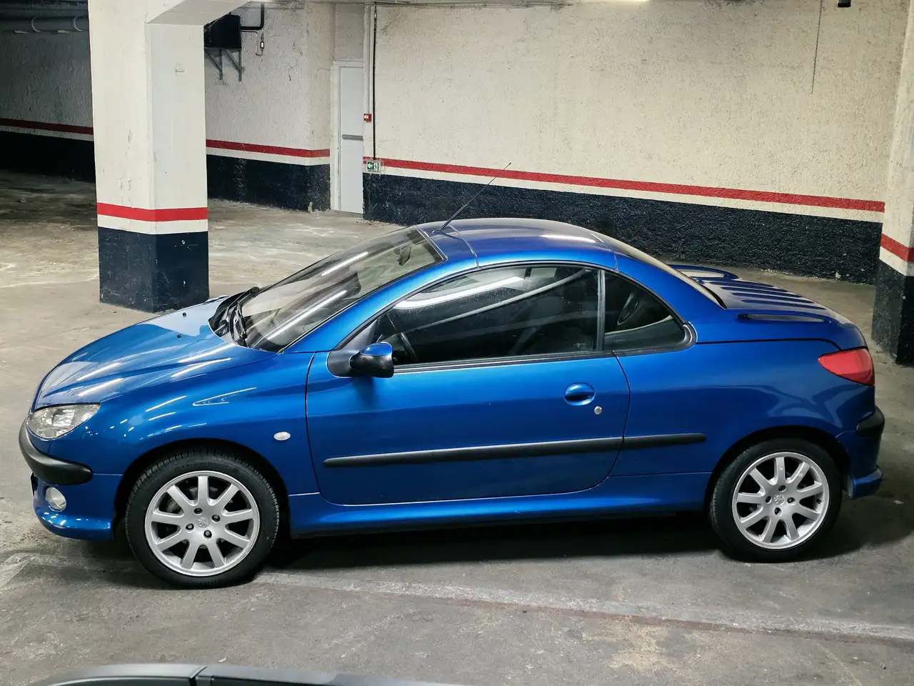 Peugeot 206 2.0 16V 138ch 1ère main, foto 3