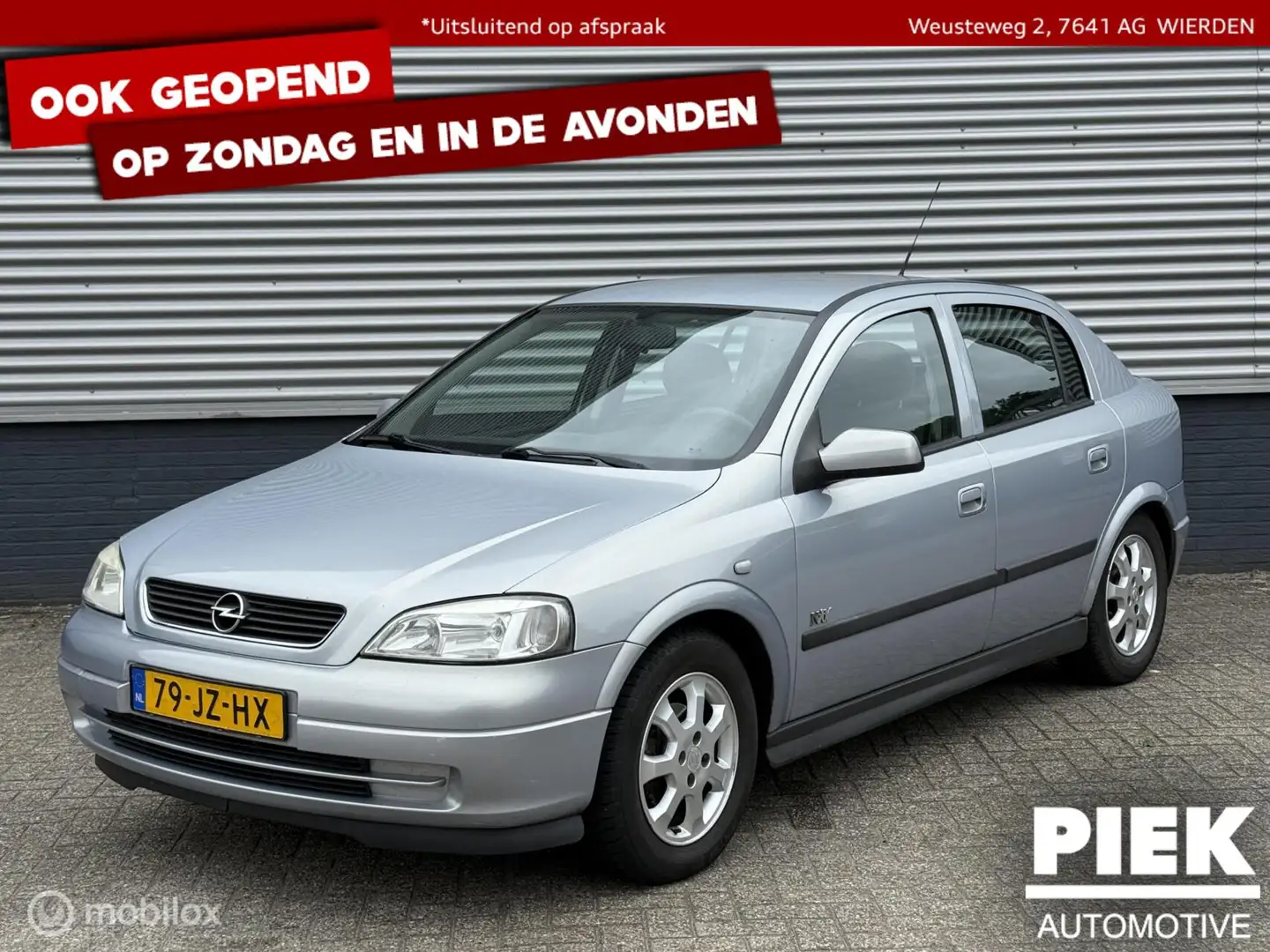 Opel Astra 1.6 Njoy AIRCO, TREKHAAK Grijs - 1