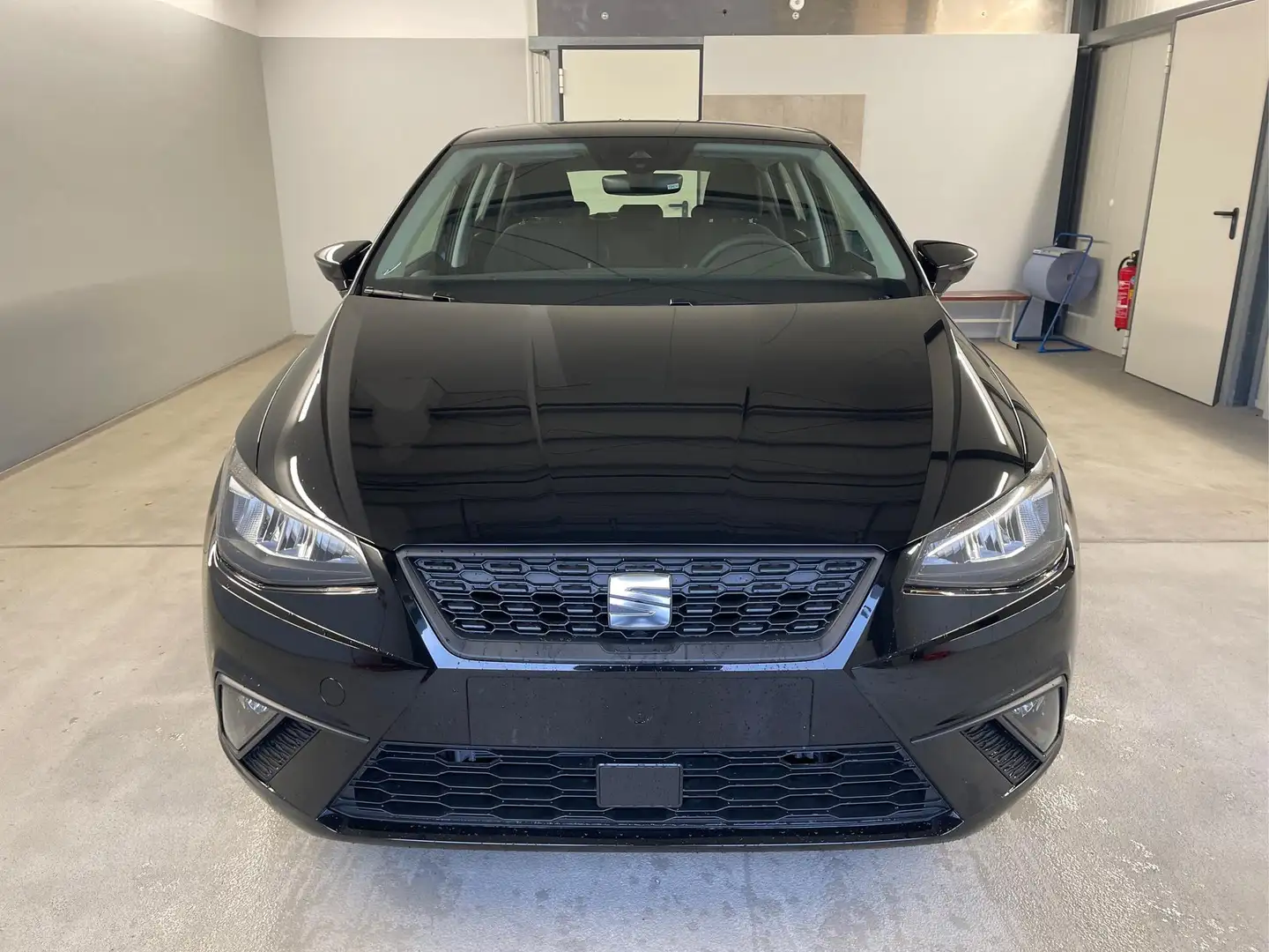 SEAT Ibiza 80PS Sitzheizung+App-Connect+GRA+DAB+PDC+Blueto... Schwarz - 2