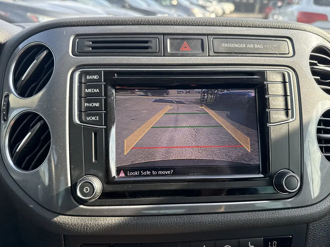 Volkswagen Tiguan снимка Volkswagen Tiguan