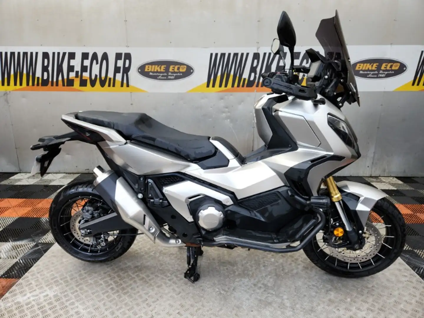 Honda X-ADV Grijs - 1