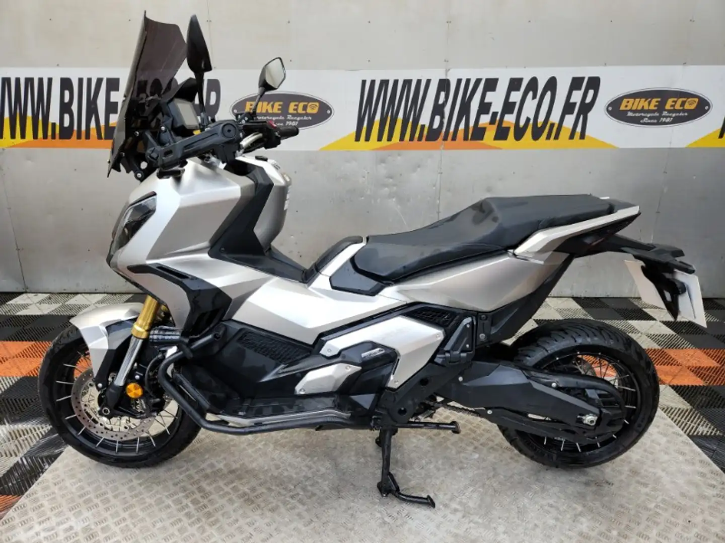 Honda X-ADV Grijs - 2