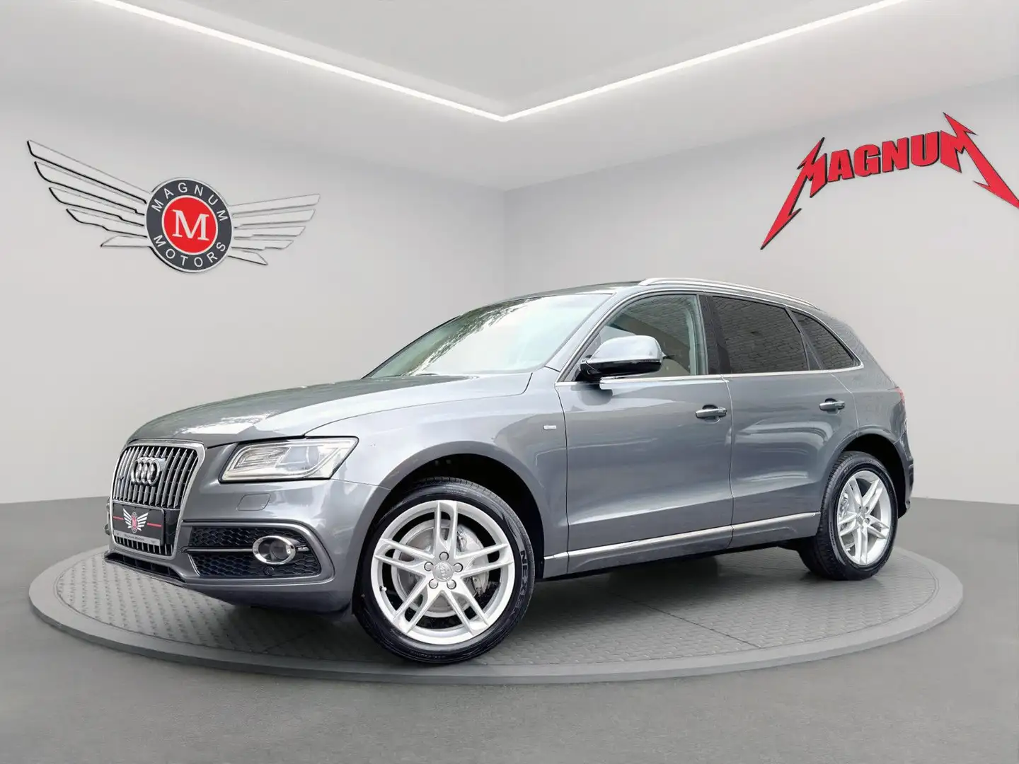 Audi Q5 2.0 TSI QUATTRO *Navi*Bi-Xenon*Leder*AHK* Gris - 2