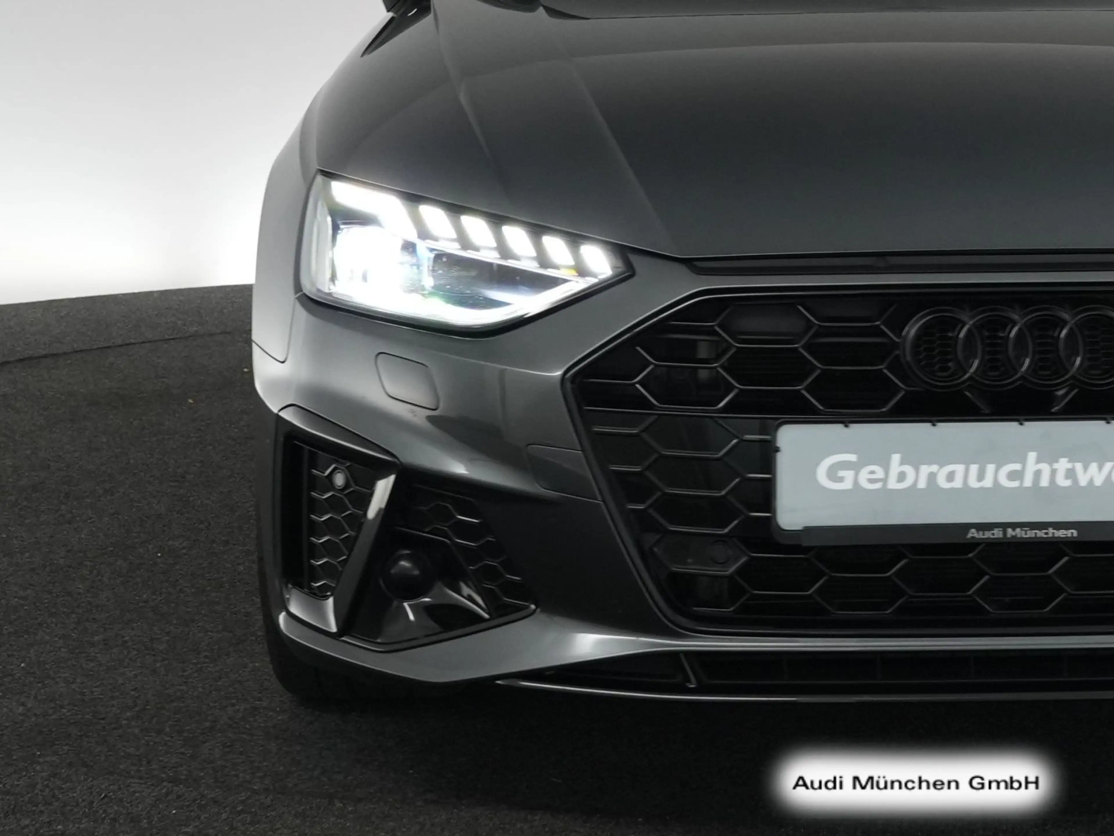 Audi A4 40 TDI S tronic S line Competition+ B&O — photo 10