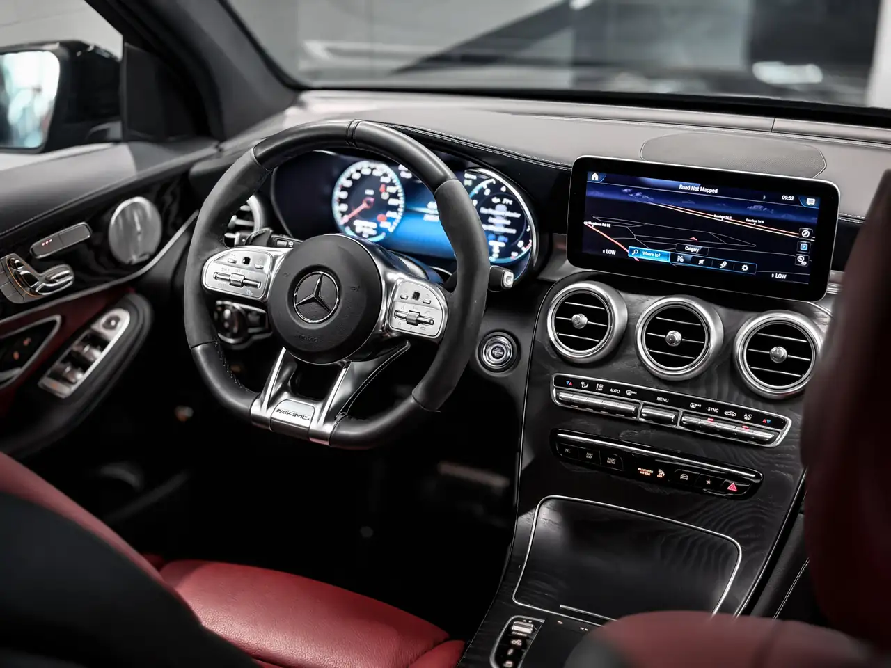 Mercedes-Benz GLC снимка Mercedes-Benz GLC