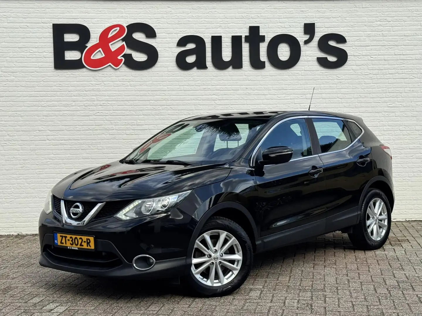 Nissan Qashqai 1.2 Climate control Cruise control Parkeersensoren Zwart - 1