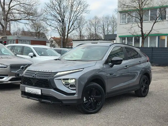 Mitsubishi Eclipse Cross Plus Select Black Hybrid 4WD