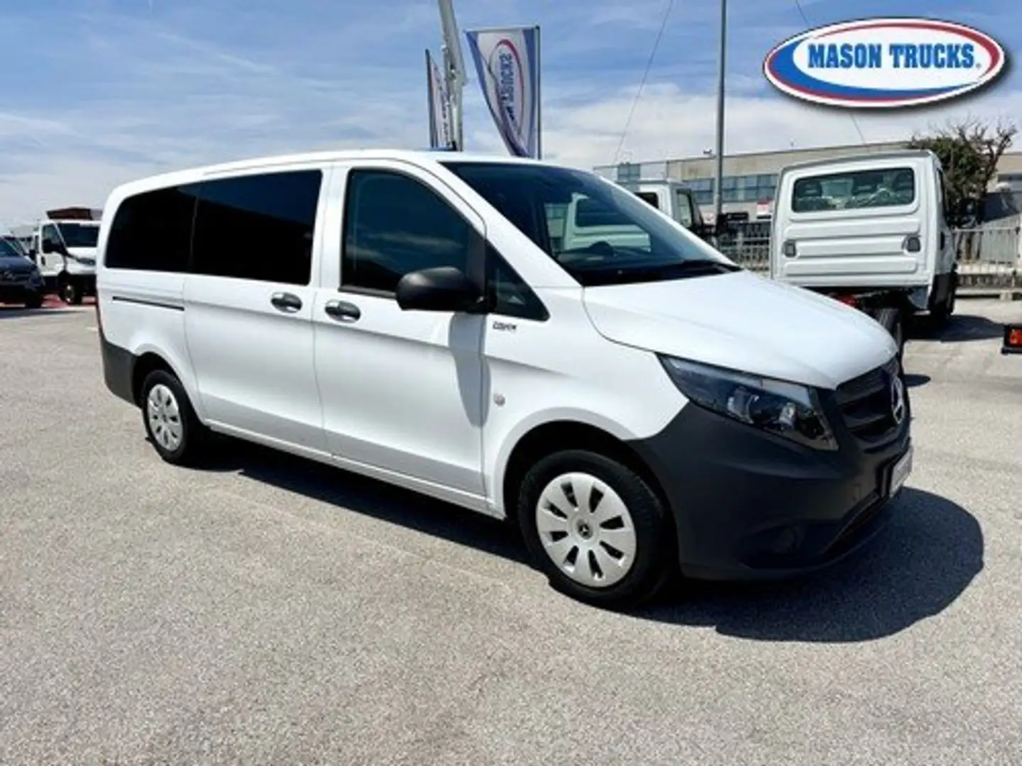 Mercedes-Benz Vito 114 CDI Mixto Long 6 posti Blanc - 1