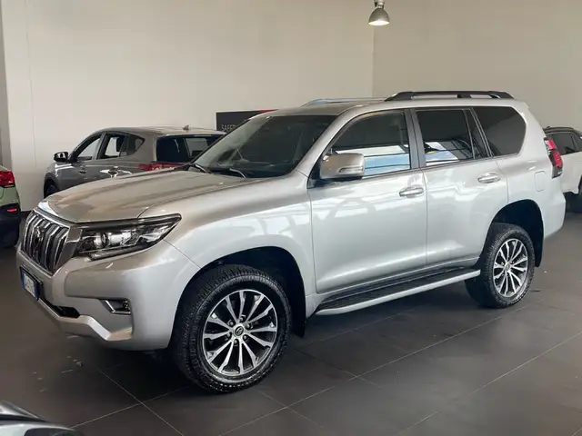 Toyota Land Cruiser Land Cruiser 2.8 D4-D A/T 5 porte Executive