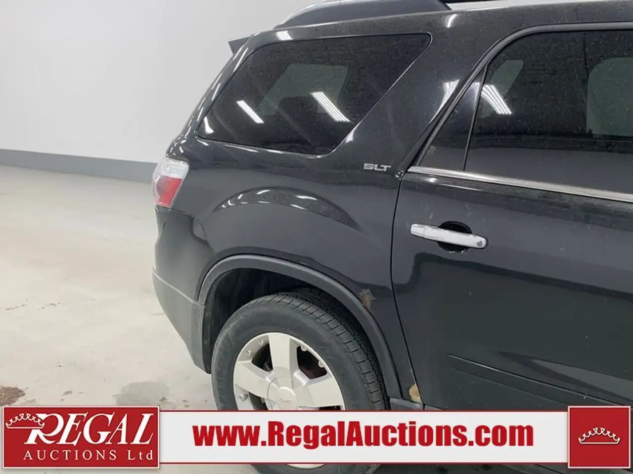 GMC Acadia снимка GMC Acadia