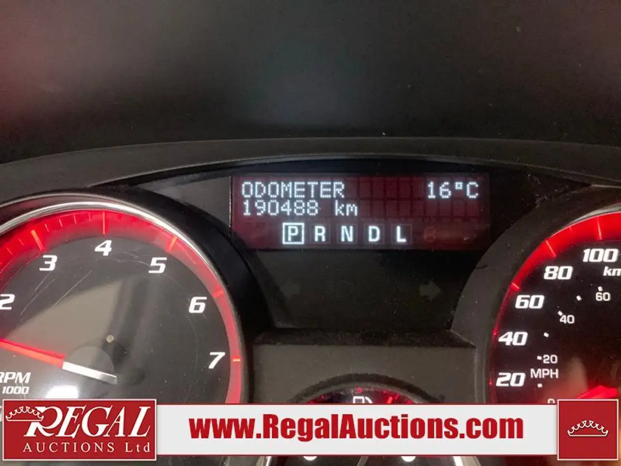 GMC Acadia снимка GMC Acadia