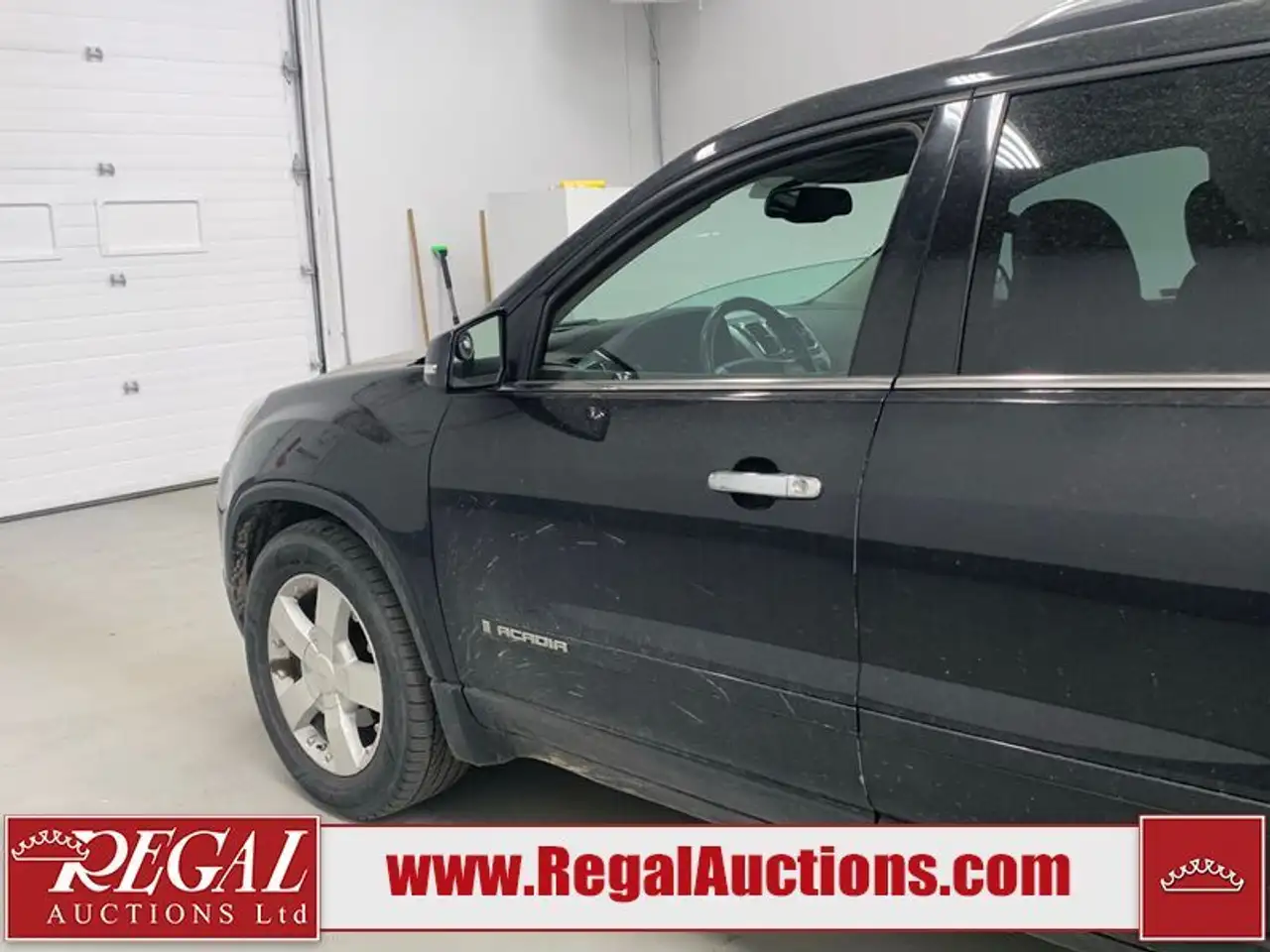 GMC Acadia снимка GMC Acadia