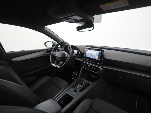 Cupra Leon view 2