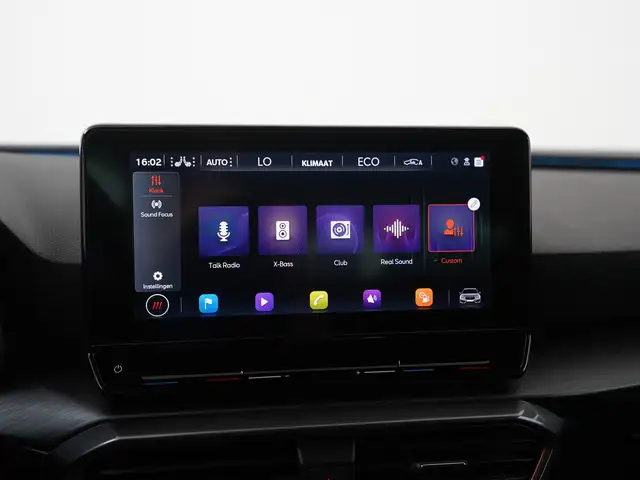 Cupra Leon view 17
