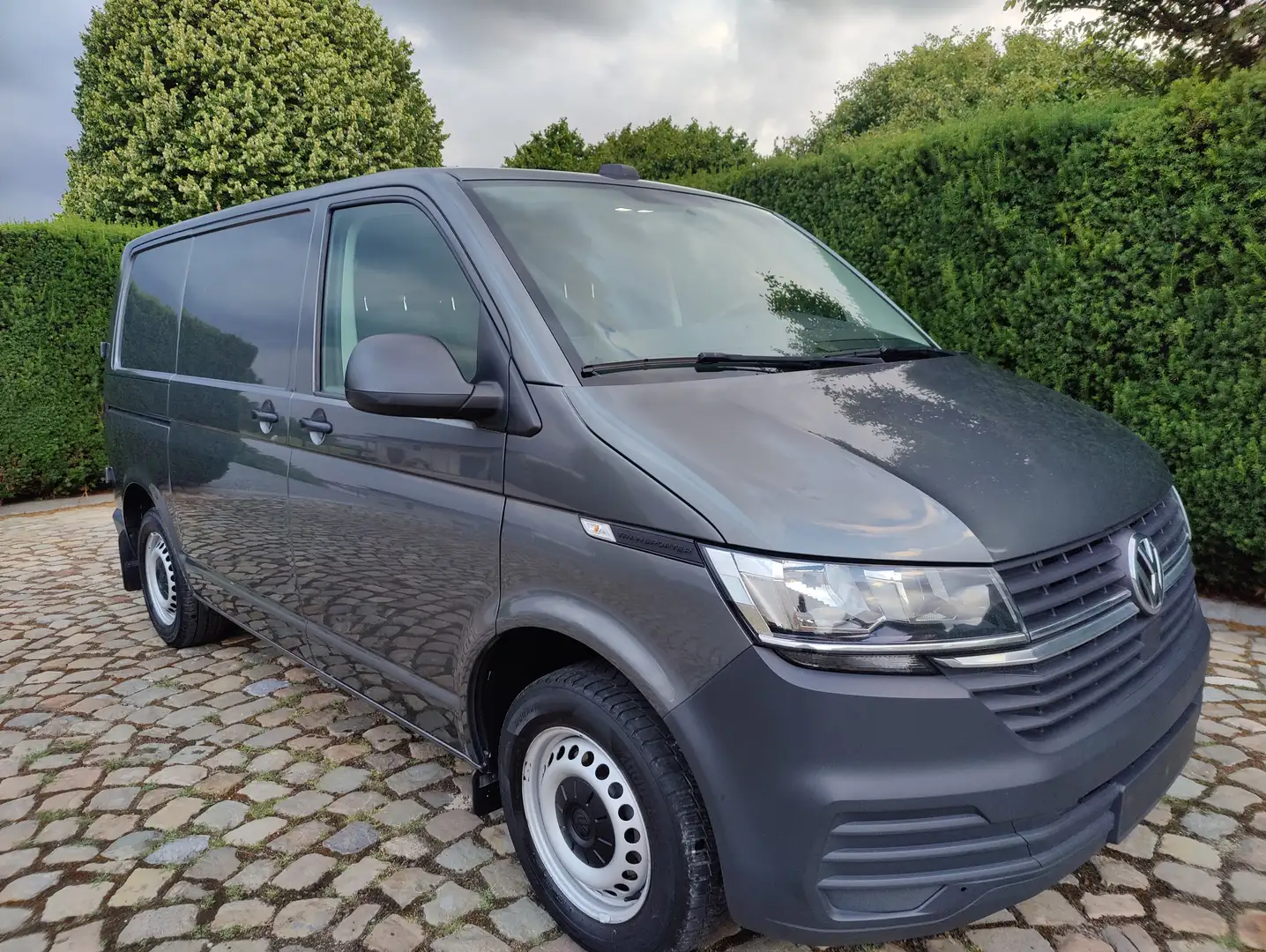 Volkswagen T6.1 Transporter Transporter T6.1 Gris - 1