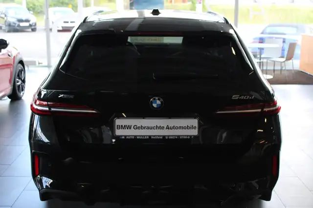 BMW M view 8