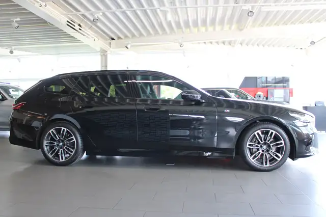 BMW M view 5
