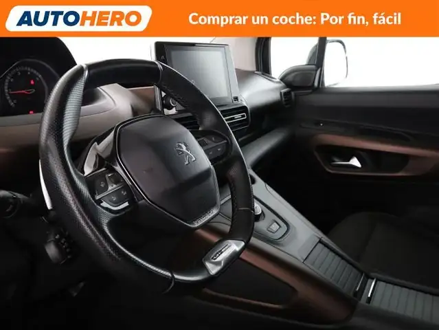 Peugeot Rifter view 12