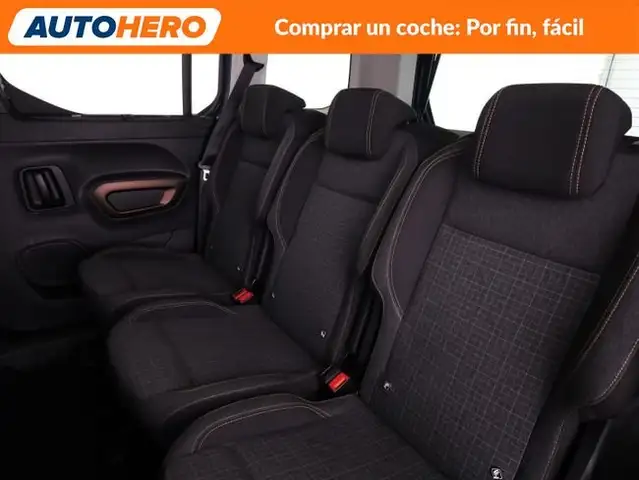 Peugeot Rifter view 15