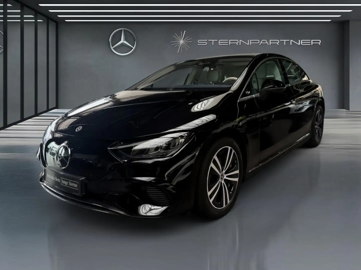 Mercedes-Benz EQE 300 Advanced Plus+LED+MEM+AMBIE+TOTW.+PANO Schwarz - 1
