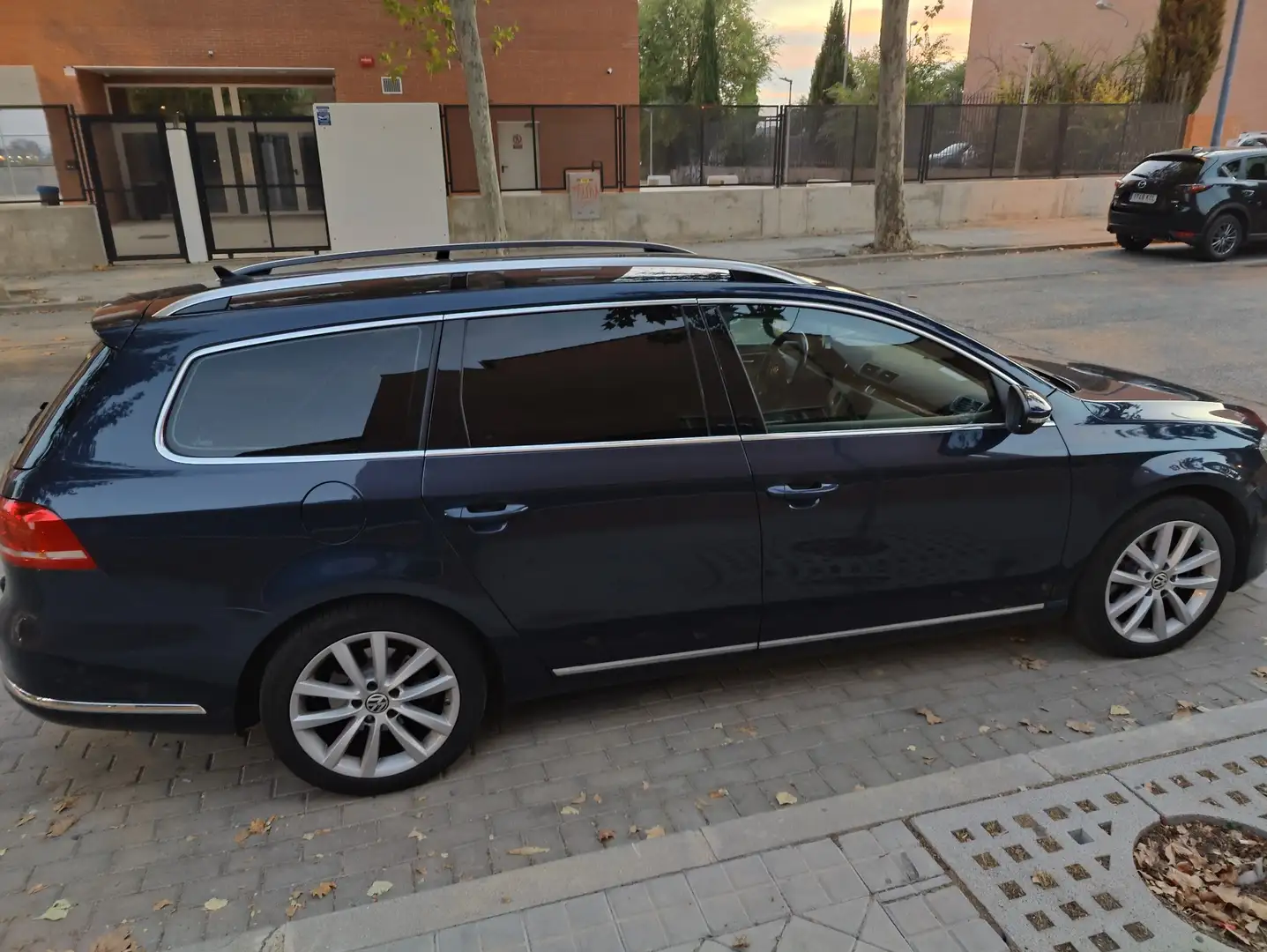 Volkswagen Passat Variant 2.0TDI Highline BMT 4M 170 DSG - 2